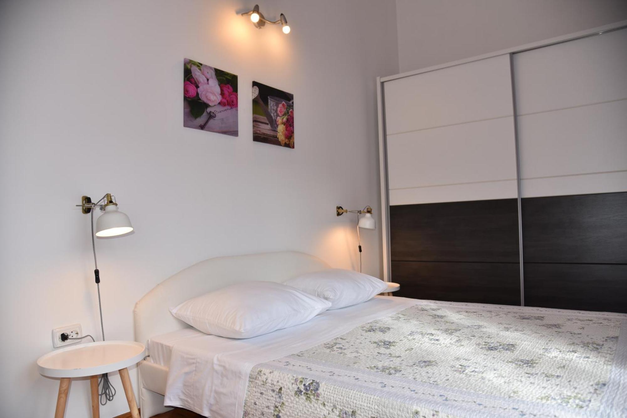 Villa House Justina Zara Esterno foto